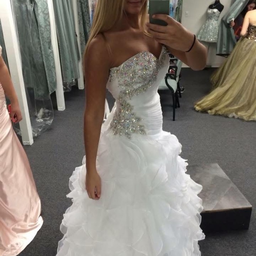 Mori Lee White Sweetheart Embellished Prom Gown